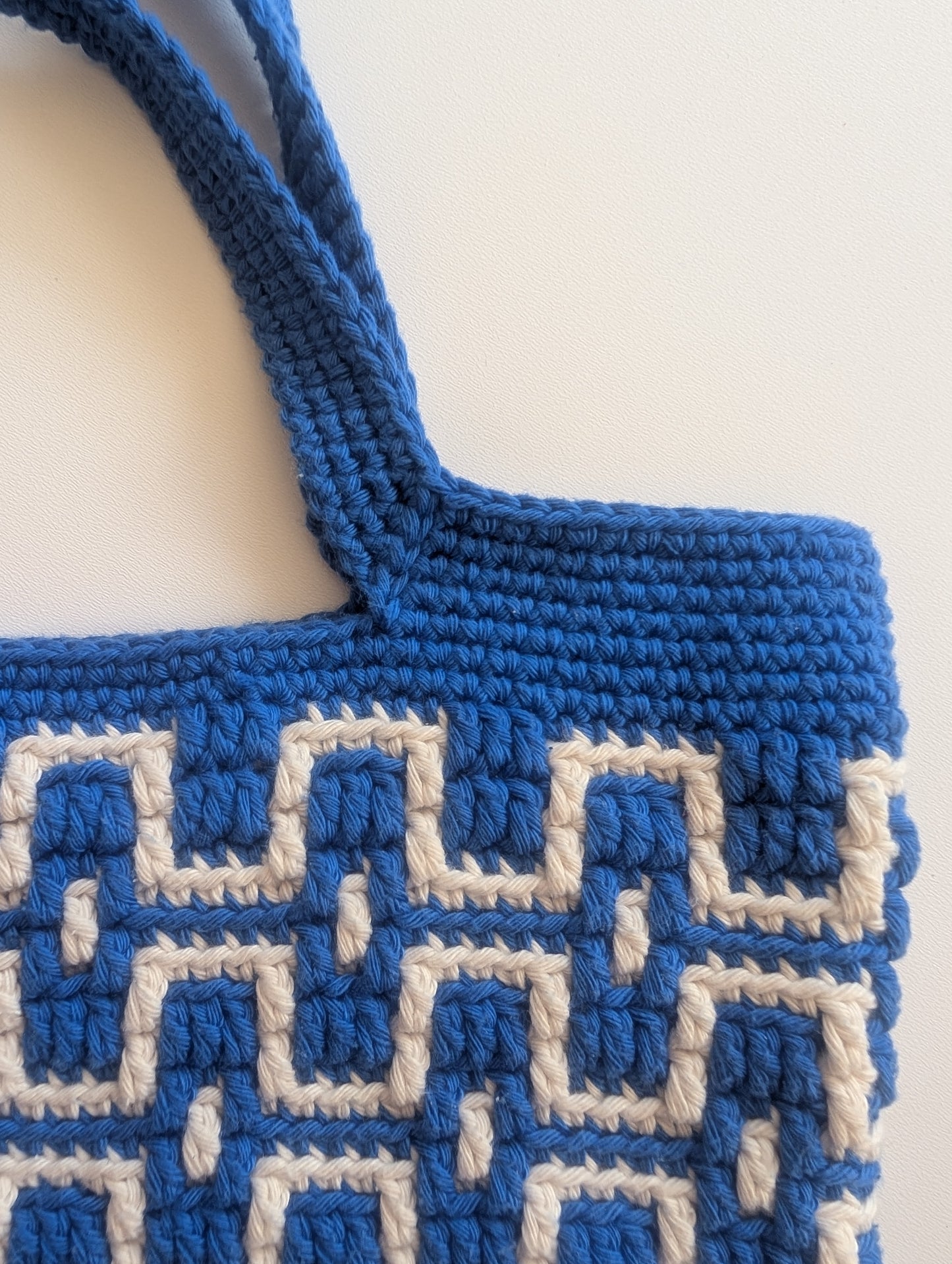 Azure Maze Tas