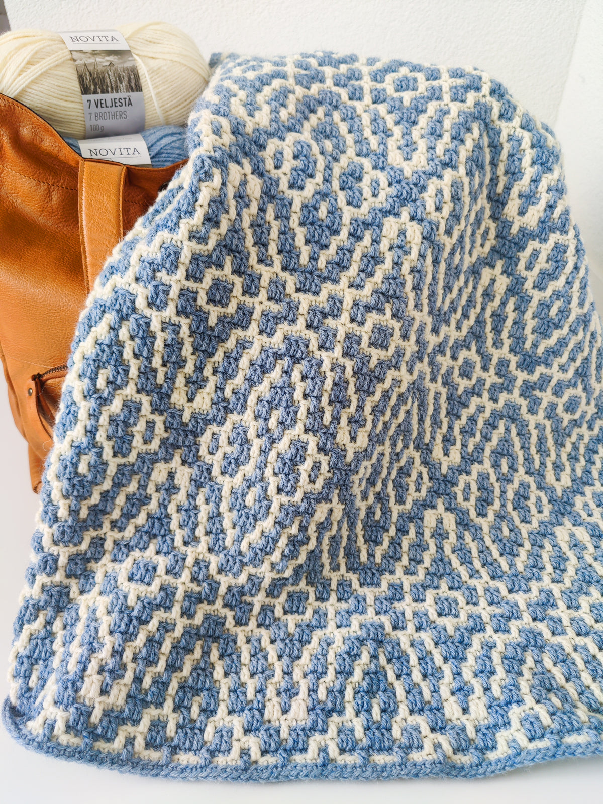 Blue Arabesque Mosaic Blanket