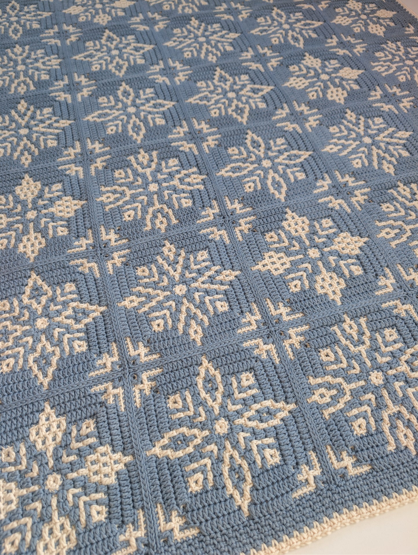 Winter Whispers Deken