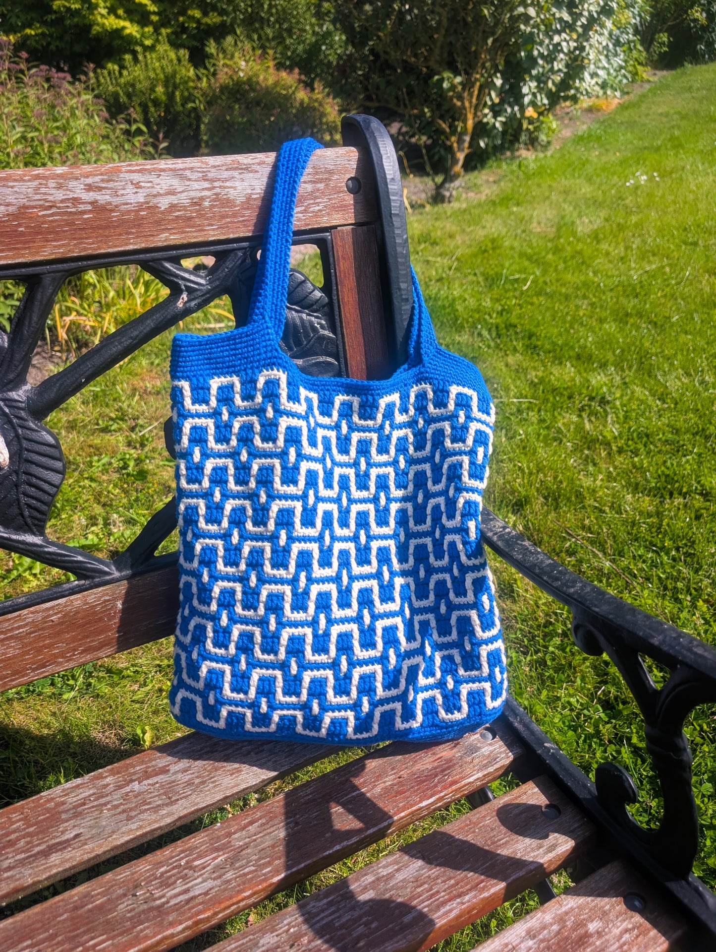Azure Maze Tas